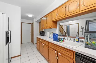 4343 W Emerald Way St, Alsip, IL 60803 - Photo 10