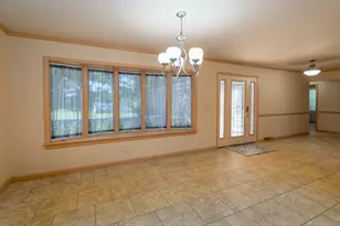 105 Woodlake Ln, Eldorado, IL 62930 - Photo 24