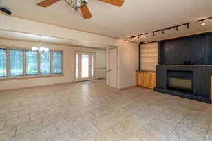 105 Woodlake Ln, Eldorado, IL 62930 - Photo 20