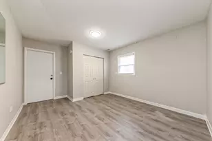 856 E Capri Dr, Palatine, IL 60074 - Photo 10