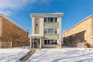 856 E Capri Dr, Palatine, IL 60074 - Photo 1