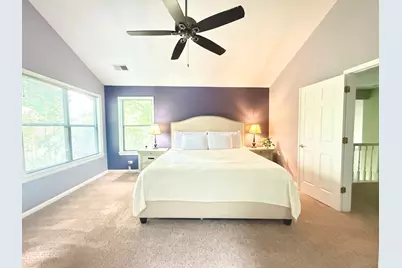 113 Chatsworth Circle, Schaumburg, IL 60194 - Photo 16