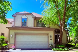 113 Chatsworth Cir, Schaumburg, IL 60194 - Photo 1