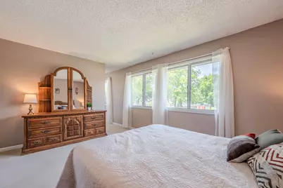 30W071 Elmwood Court, Warrenville, IL 60555 - Photo 22