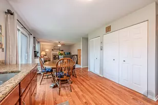 30W071 Elmwood Ct, Warrenville, IL 60555 - Photo 12