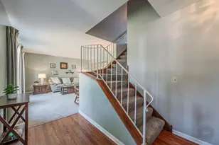 30W071 Elmwood Ct, Warrenville, IL 60555 - Photo 4