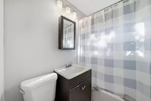 204 Washington St, Park Forest, IL 60466 - Photo 12