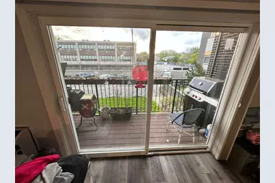 6800 N California Avenue #2O, Chicago, IL 60645 - Photo 6