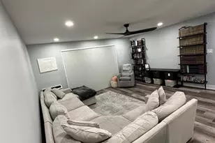 6800 N California Ave, Chicago, IL 60645 - Photo 10