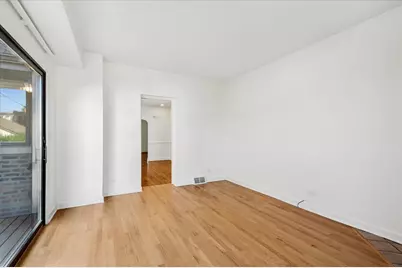 5723 N Saint Louis Avenue, Chicago, IL 60659 - Photo 14