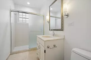 5723 N St Louis Ave, Chicago, IL 60659 - Photo 30