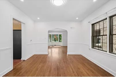 5723 N Saint Louis Avenue, Chicago, IL 60659 - Photo 10