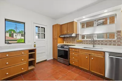 5723 N Saint Louis Avenue, Chicago, IL 60659 - Photo 18