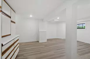 5723 N St Louis Ave, Chicago, IL 60659 - Photo 32