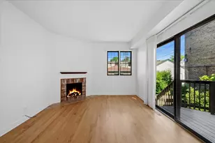 5723 N St Louis Ave, Chicago, IL 60659 - Photo 12