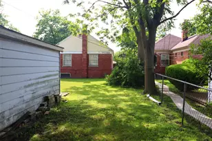 8821 S Eggleston Ave, Chicago, IL 60620 - Photo 38