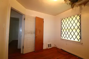 8821 S Eggleston Ave, Chicago, IL 60620 - Photo 16