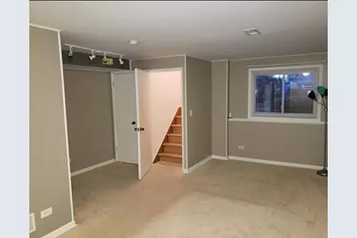 553 W Park Avenue #D, Libertyville, IL 60048 - Photo 10