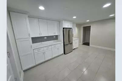 813 Chicago Road, Chicago Heights, IL 60411 - Photo 8