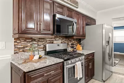 361 S Commonwealth Avenue, Elgin, IL 60123 - Photo 8