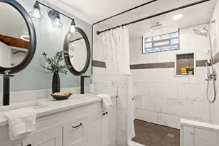 361 S Commonwealth Ave, Elgin, IL 60123 - Photo 22