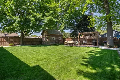 361 S Commonwealth Avenue, Elgin, IL 60123 - Photo 28