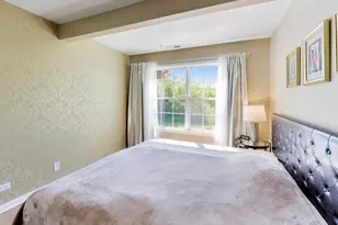 986 Viewpoint Dr, Lake in the Hills, IL 60156 - Photo 28