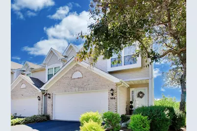 986 Viewpoint Drive, Lake in the Hills, IL 60156 - Photo 2