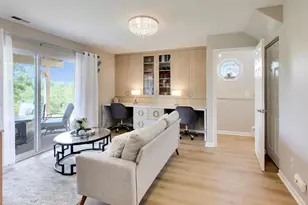 986 Viewpoint Dr, Lake in the Hills, IL 60156 - Photo 26