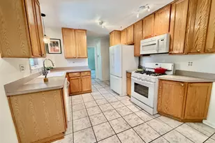 12201 S 76th Ave, Palos Heights, IL 60463 - Photo 6