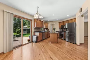 14460 S Saddle Brook Ln, Homer Glen, IL 60491 - Photo 8