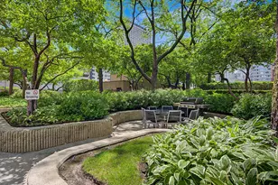 10 E Ontario St, Chicago, IL 60611 - Photo 44