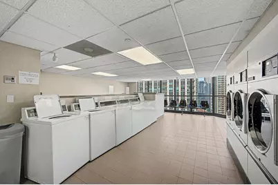 10 E Ontario Street #4903, Chicago, IL 60611 - Photo 40