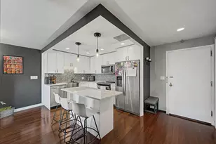 10 E Ontario St, Chicago, IL 60611 - Photo 16