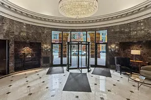 10 E Ontario St, Chicago, IL 60611 - Photo 4