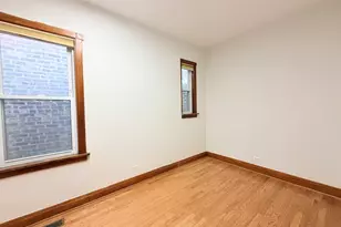 3015 S Quinn St, Chicago, IL 60608 - Photo 6