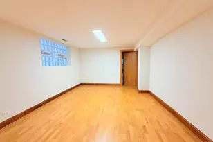 3015 S Quinn St, Chicago, IL 60608 - Photo 24