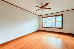 3015 S Quinn St, Chicago, IL 60608 - Photo 2