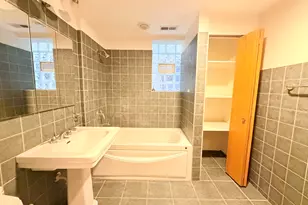 3015 S Quinn St, Chicago, IL 60608 - Photo 26