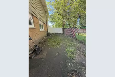 916 Williams Street, Calumet City, IL 60409 - Photo 18