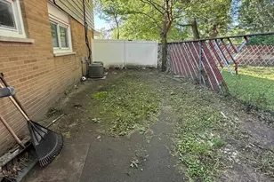 916 Williams St, Calumet City, IL 60409 - Photo 18