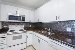 440 N Wabash Ave, Chicago, IL 60611 - Photo 8