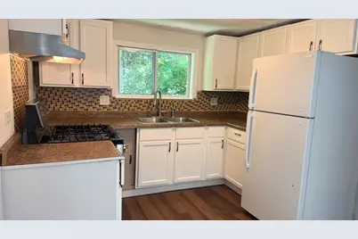 24741 W Passavant Avenue, Round Lake, IL 60073 - Photo 10