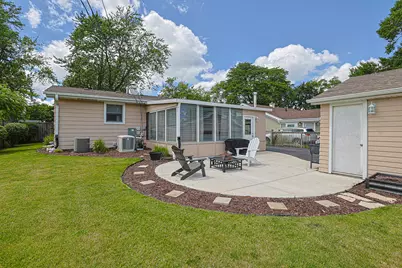 3910 Eagle Lane, Rolling Meadows, IL 60008 - Photo 38