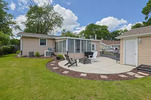 3910 Eagle Ln, Rolling Meadows, IL 60008 - Photo 38