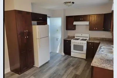 9035 S Euclid Avenue, Chicago, IL 60617 - Photo 4