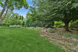 2238 Remington Dr, Naperville, IL 60565 - Photo 32