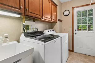 2238 Remington Dr, Naperville, IL 60565 - Photo 16