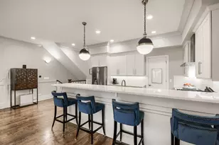 3737 N Damen Ave, Chicago, IL 60618 - Photo 10