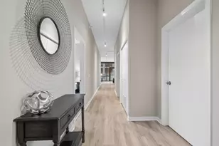 860 W Blackhawk St, Chicago, IL 60642 - Photo 12